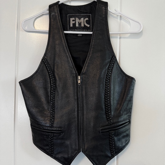 XS Genuine Leather Vest - Picture 1 of 2